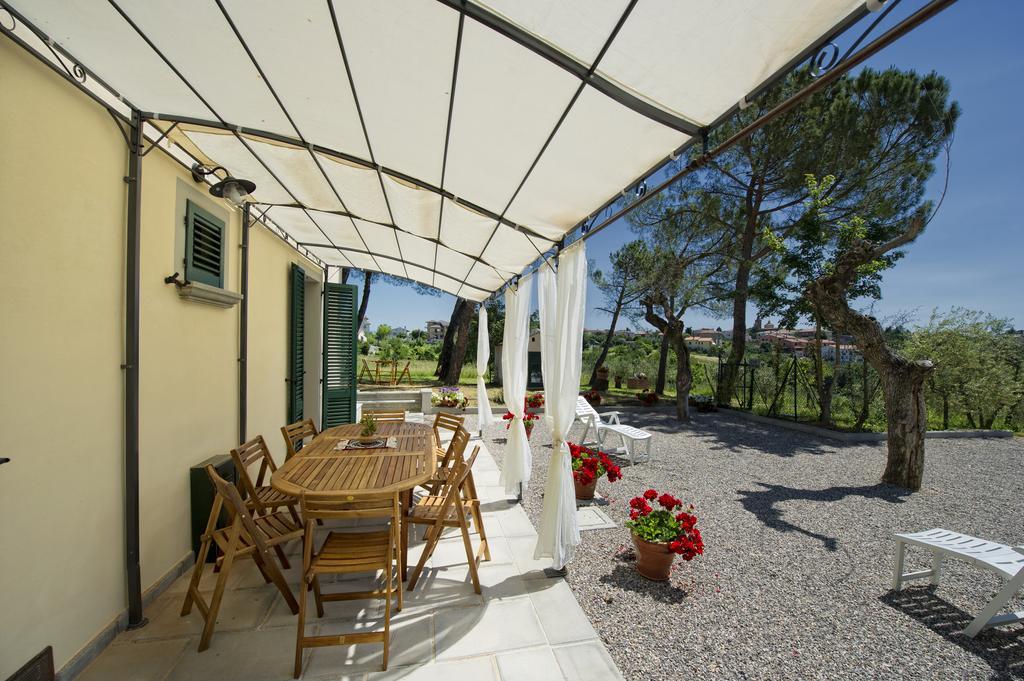 Villa Tancredi Foiano Della Chiana Zimmer foto